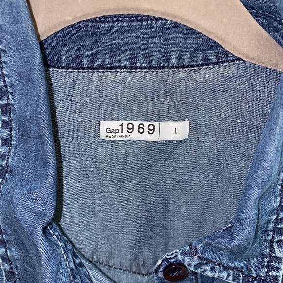 Gap Denim Women’s Western Button Down Shirt EUC - Picture 6 of 10